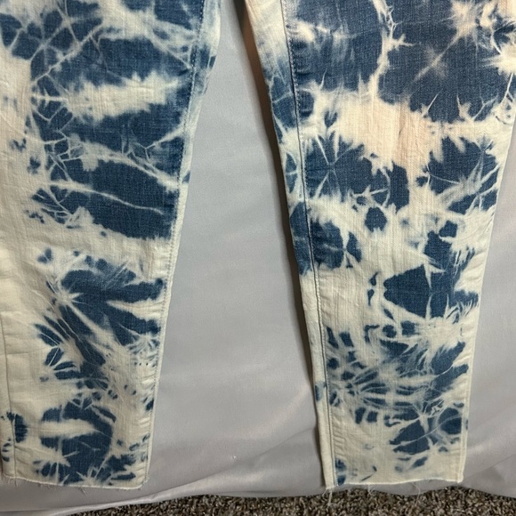 Levi's High Rise Skinny Ankle Jeans - Picture 4 of 15